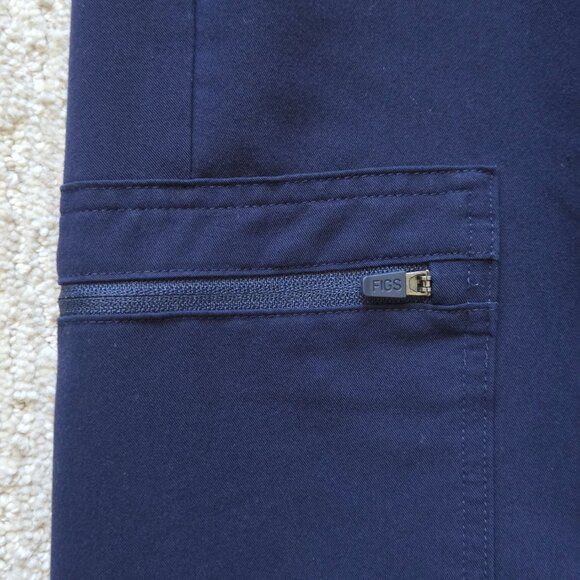 FIGS Scrub Set Women Navy Blue Catarina Top Small Zamora Jogger Pants Petite XS - Picture 13 of 16